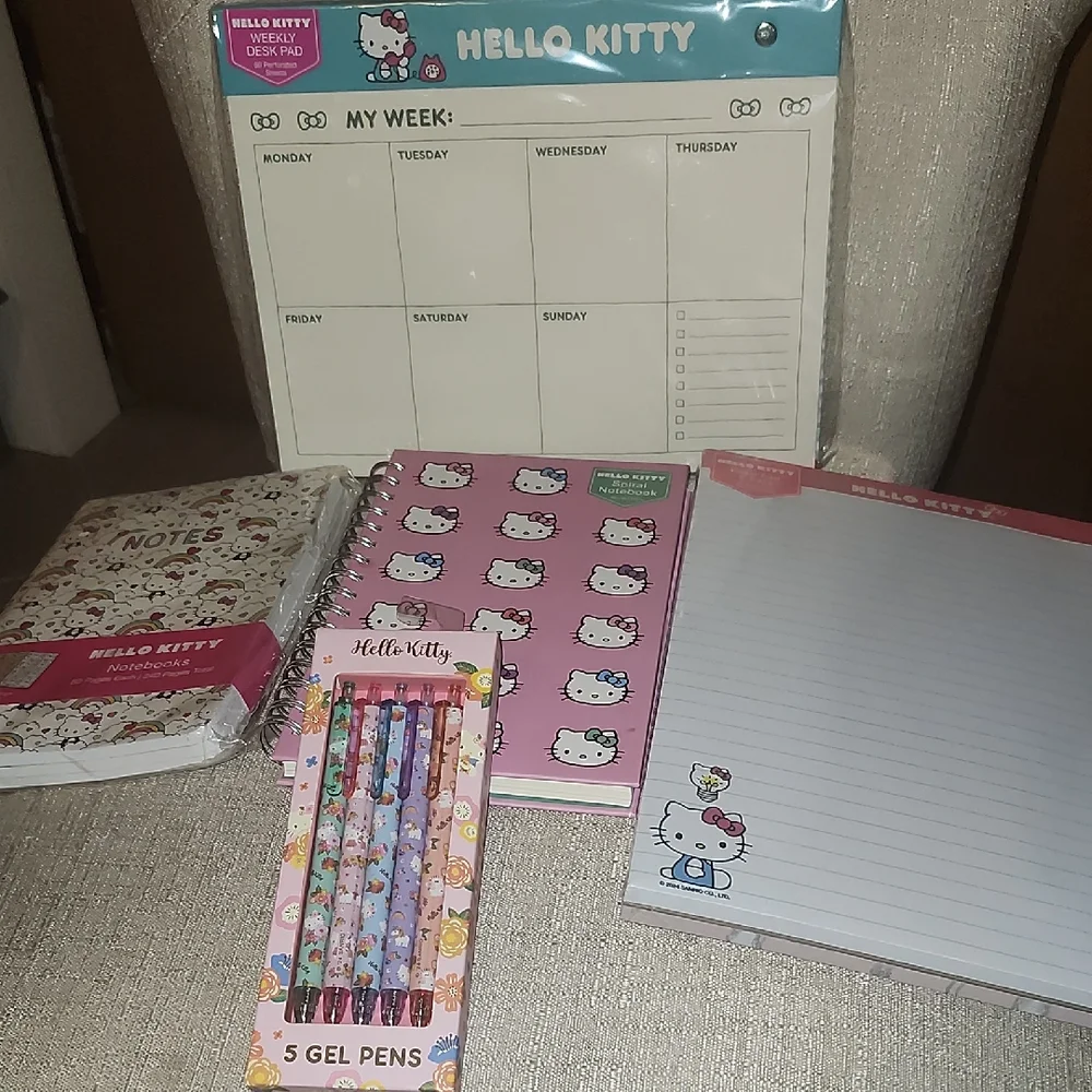 Hello Kitty Home Office Stationery Set - Pink and White